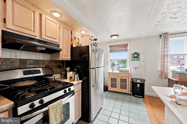 338 S STRATFORD RD, Glenolden, PA 19036