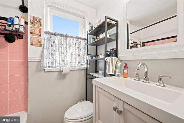 338 S STRATFORD RD, Glenolden, PA 19036