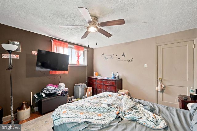 338 S STRATFORD RD, Glenolden, PA 19036