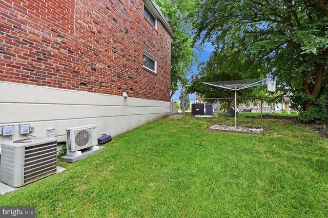 338 S STRATFORD RD, Glenolden, PA 19036