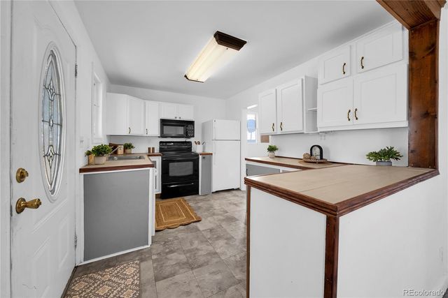 701 4th Street, Akron, CO 80720