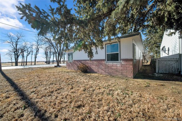 701 4th Street, Akron, CO 80720