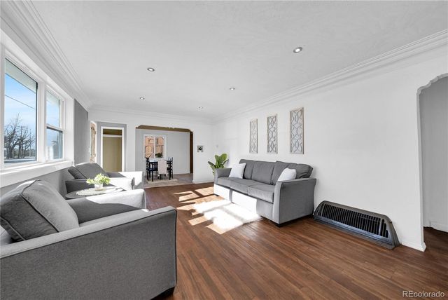 701 4th Street, Akron, CO 80720