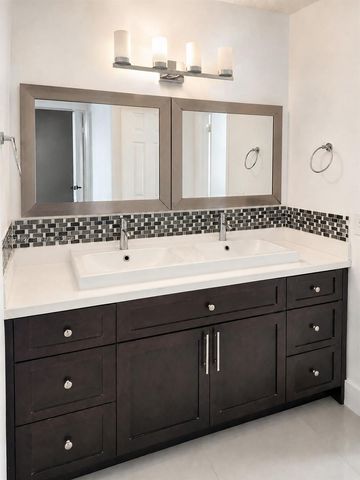 16511 Blatt Boulevard 103, Weston, FL 33326