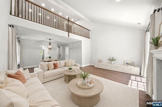 25 Woods Edge Road 25, Old Tappan, NJ 07675