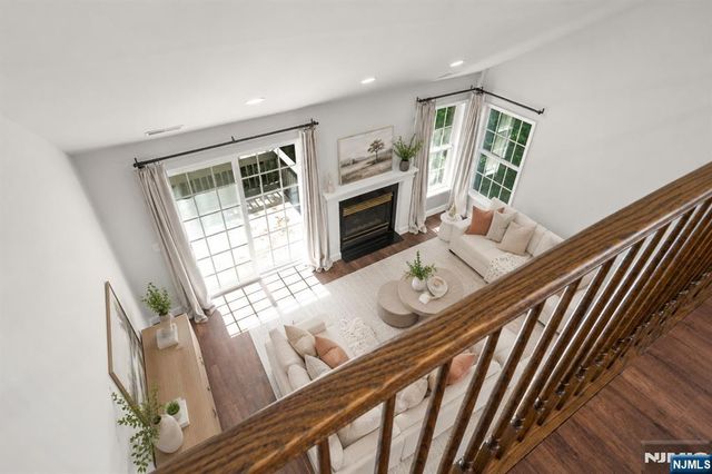 25 Woods Edge Road 25, Old Tappan, NJ 07675