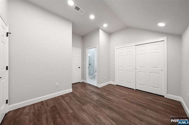 25 Woods Edge Road 25, Old Tappan, NJ 07675