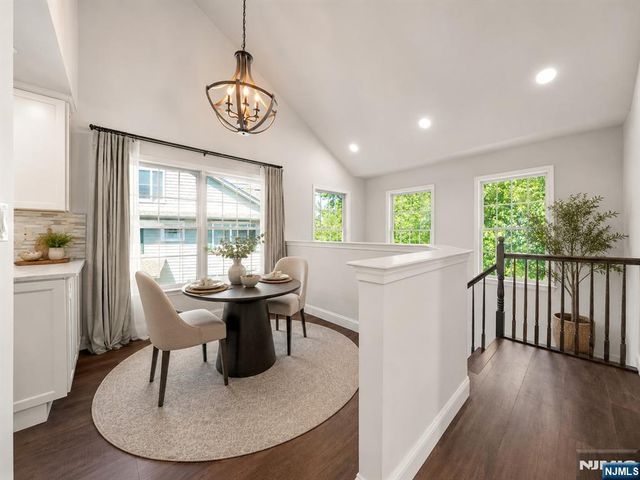 25 Woods Edge Road 25, Old Tappan, NJ 07675