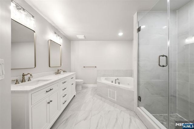 25 Woods Edge Road 25, Old Tappan, NJ 07675