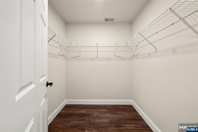 25 Woods Edge Road 25, Old Tappan, NJ 07675
