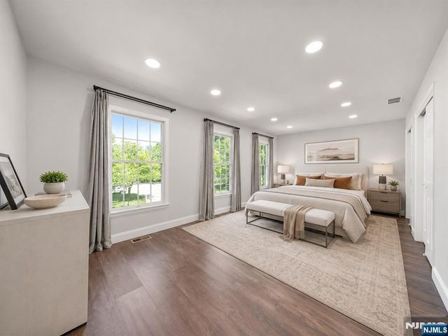 25 Woods Edge Road 25, Old Tappan, NJ 07675