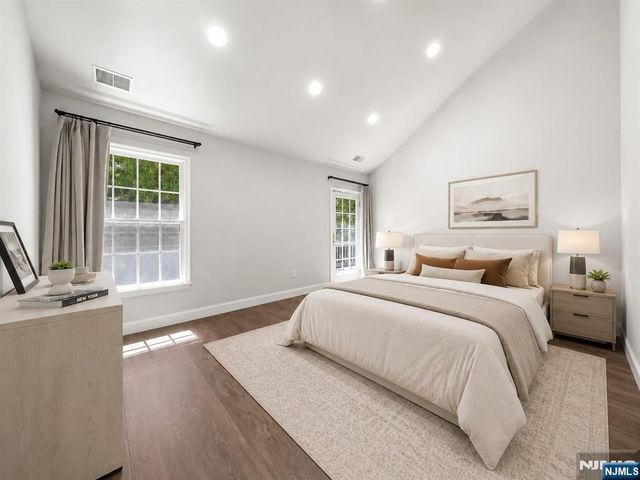 25 Woods Edge Road 25, Old Tappan, NJ 07675