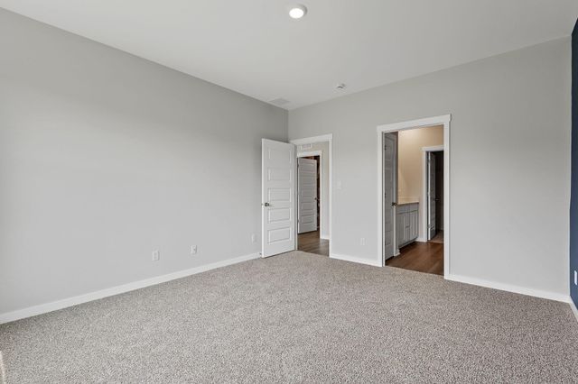 39 Maximillian Drive, Hobart, IN 46342