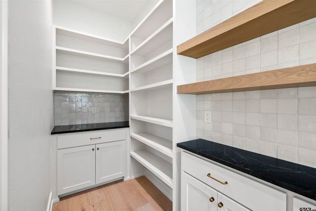 1915 Magnolia Trail, Tyler, TX 75703