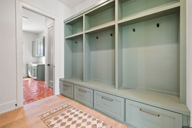 1915 Magnolia Trail, Tyler, TX 75703