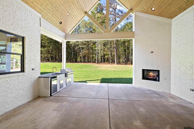 1915 Magnolia Trail, Tyler, TX 75703