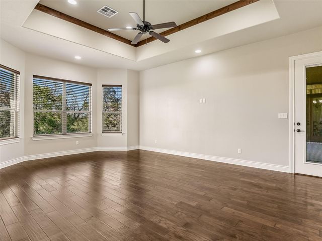 121 Wagon Gap CT, Bastrop, TX 78602