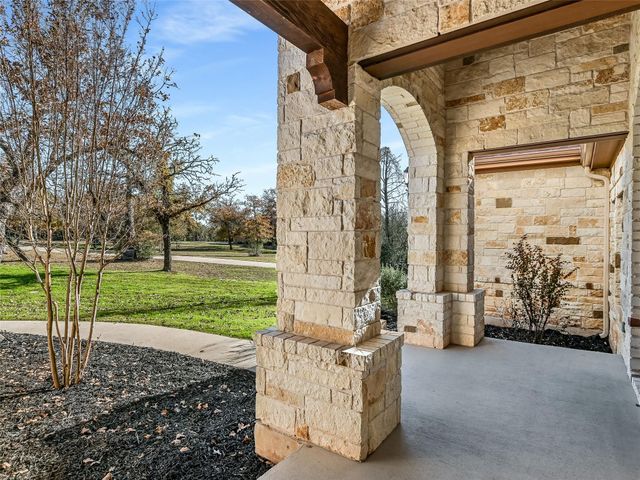 121 Wagon Gap CT, Bastrop, TX 78602