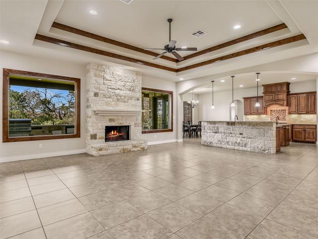 121 Wagon Gap CT, Bastrop, TX 78602