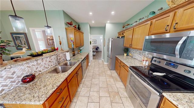 713 Old Barn Circle, Pilot Mountain, NC 27041