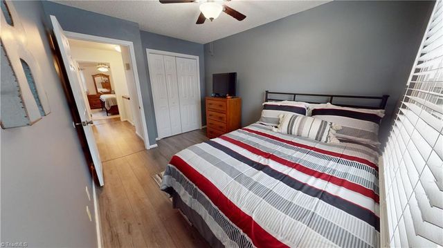 713 Old Barn Circle, Pilot Mountain, NC 27041