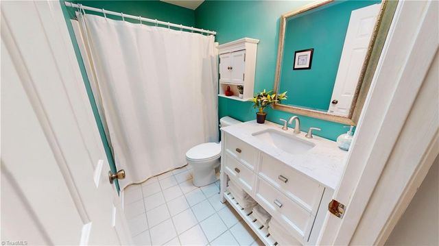 713 Old Barn Circle, Pilot Mountain, NC 27041