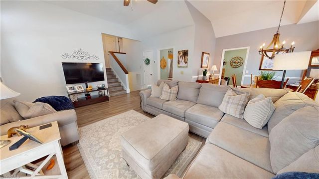 713 Old Barn Circle, Pilot Mountain, NC 27041