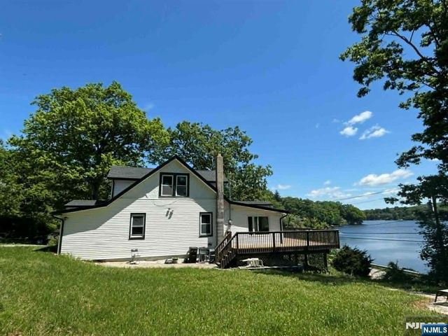 677 Warwick Turnpike, West Milford, NJ 07421
