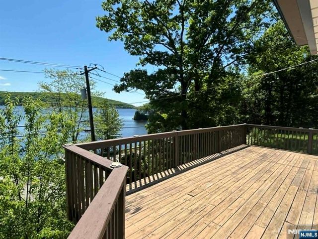 677 Warwick Turnpike, West Milford, NJ 07421