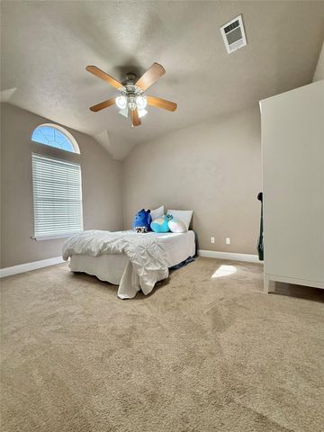 635 Windmill Way, Vidor, TX 77662