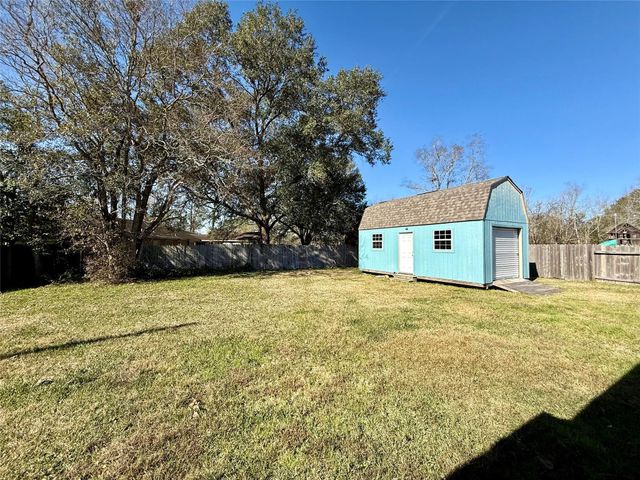 635 Windmill Way, Vidor, TX 77662