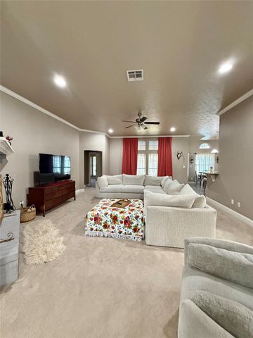 635 Windmill Way, Vidor, TX 77662