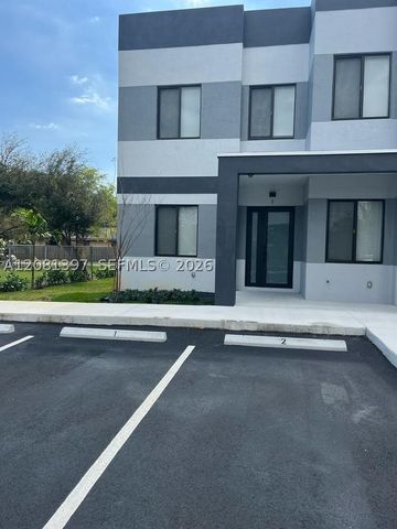 309 NW 7th Ct 1, Hallandale Beach, FL 33009