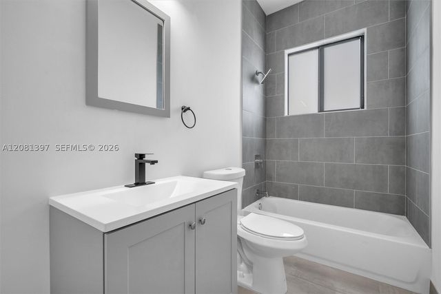 309 NW 7th Ct 1, Hallandale Beach, FL 33009