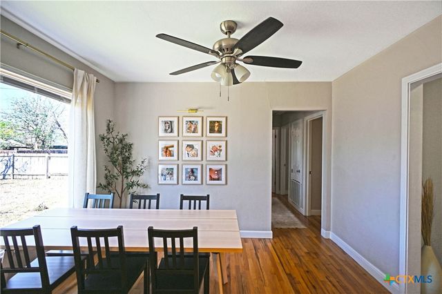 315 Winburn Avenue, Schertz, TX 78154