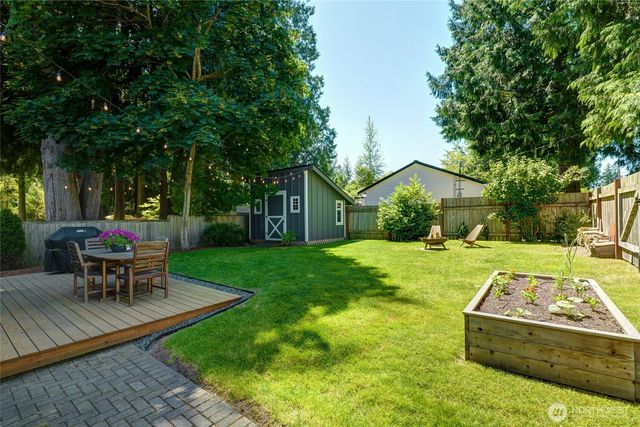 3902 222nd Street SW, Mountlake Terrace, WA 98043