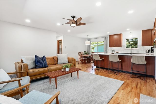 3902 222nd Street SW, Mountlake Terrace, WA 98043