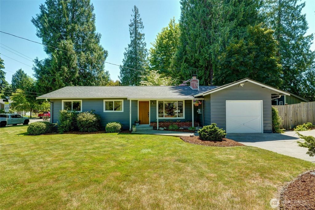 3902 222nd Street SW, Mountlake Terrace, WA 98043