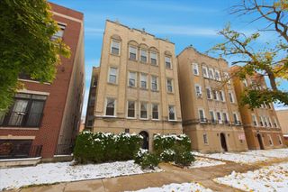 6136 N Mozart Street 4, Chicago, IL 60659