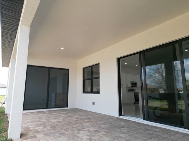 811 Dartmouth CT, Lehigh Acres, FL 33974