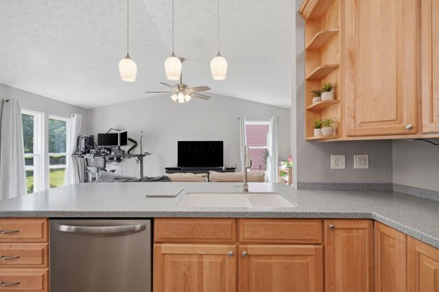 7900 Leaview Drive, Columbus, OH 43235