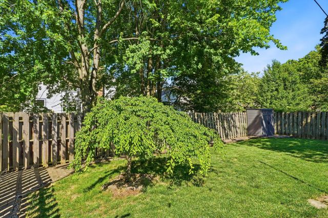 7900 Leaview Drive, Columbus, OH 43235