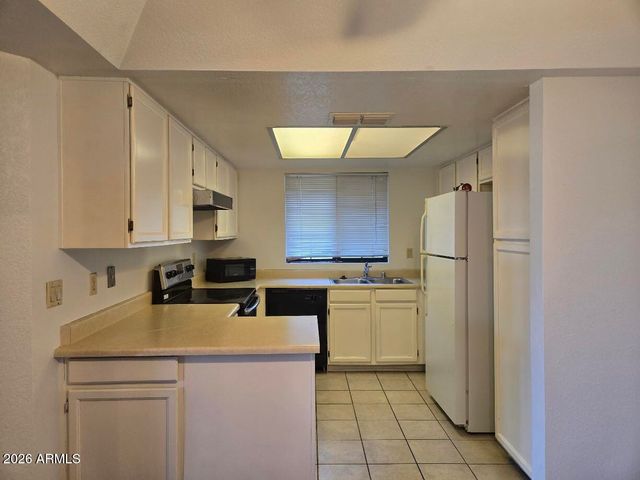 1905 E UNIVERSITY Drive 102, Tempe, AZ 85288