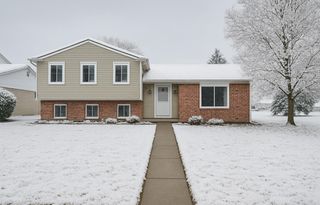43263 Hartwick Drive, Sterling Heights, MI 48313