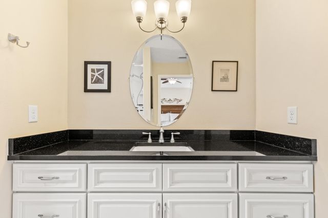 32 S Comares Ave, St Augustine, FL 32080