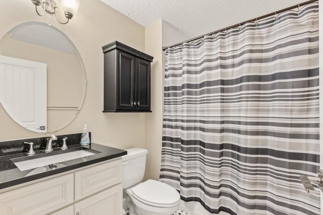 32 S Comares Ave, St Augustine, FL 32080