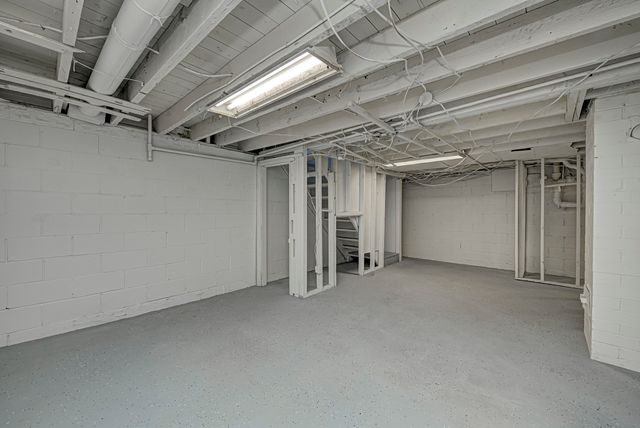 3135 Kentucky Avenue, Indianapolis, IN 46221