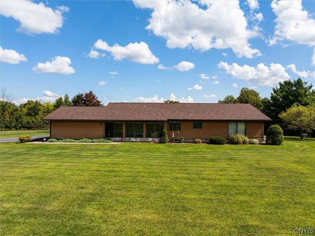 2354 Middle Road, Oneida, NY 13421