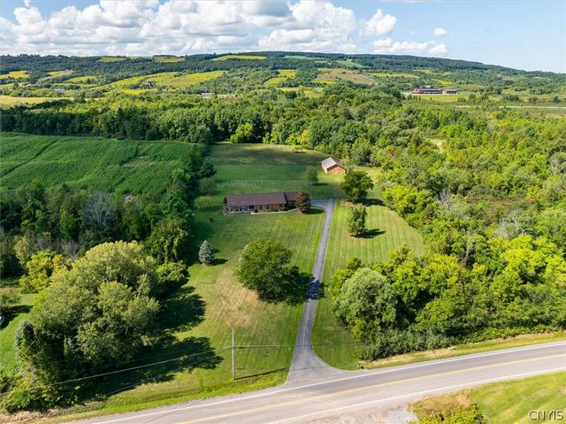 2354 Middle Road, Oneida, NY 13421