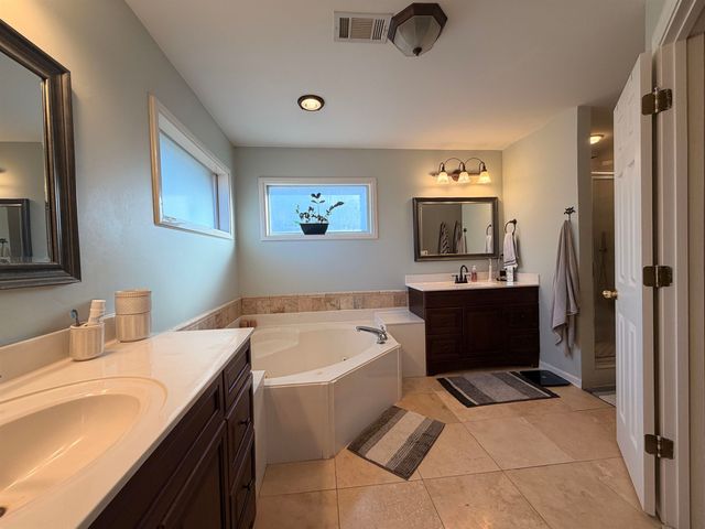 30 WOODMONT DR, Eads, TN 38028